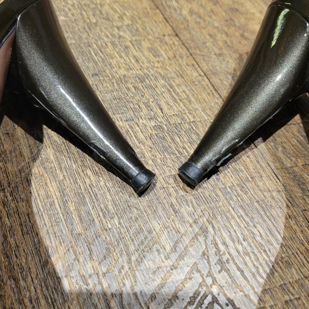 Prada Black and Brown Strappy Heels - Picture 16 of 16
